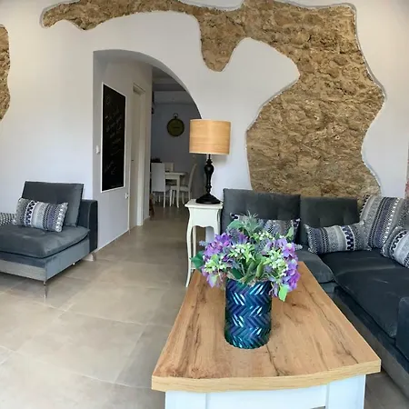 Sperveri Della Regina Villa